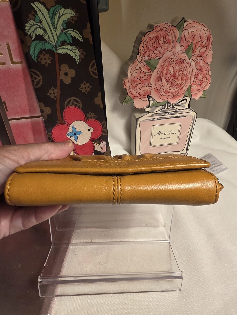 Coach Mustard Yellow Leather Trifold Wallet - Picture 5 of 14